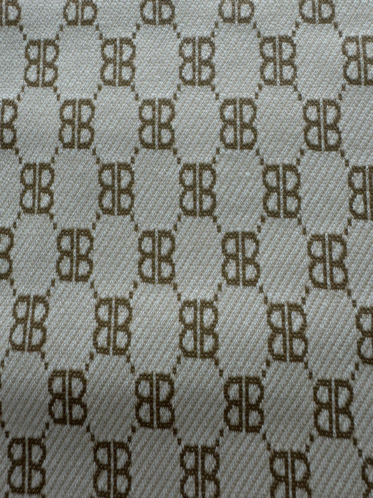 New Trending White Balenciaga Knitting Twill Fabric for T-shirt Crafts Custom
